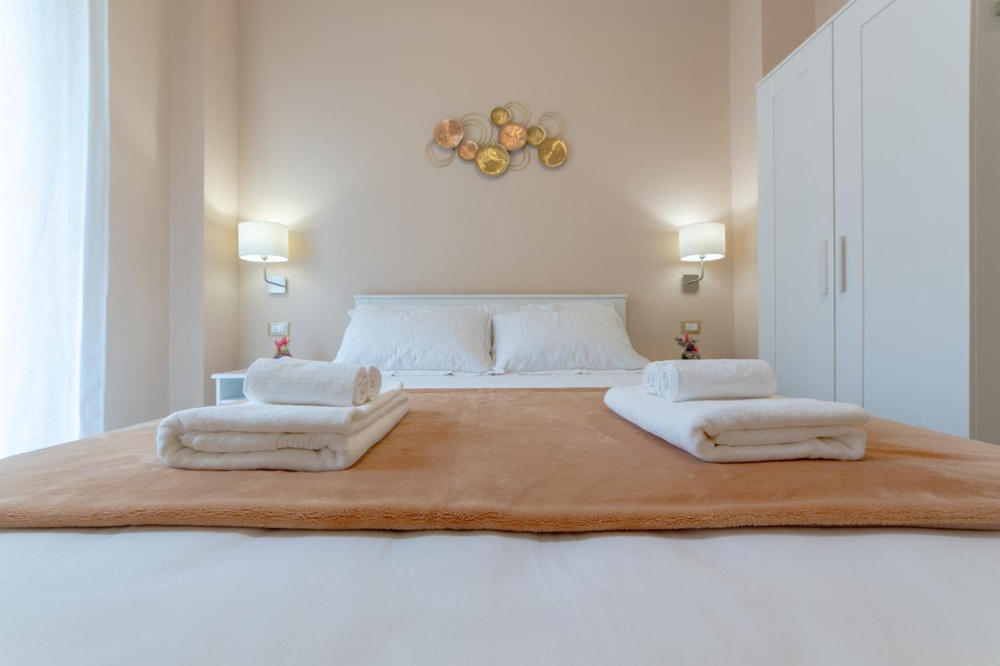 L'Affaccio Rooms - Lungomare غالّيبولي المظهر الخارجي الصورة